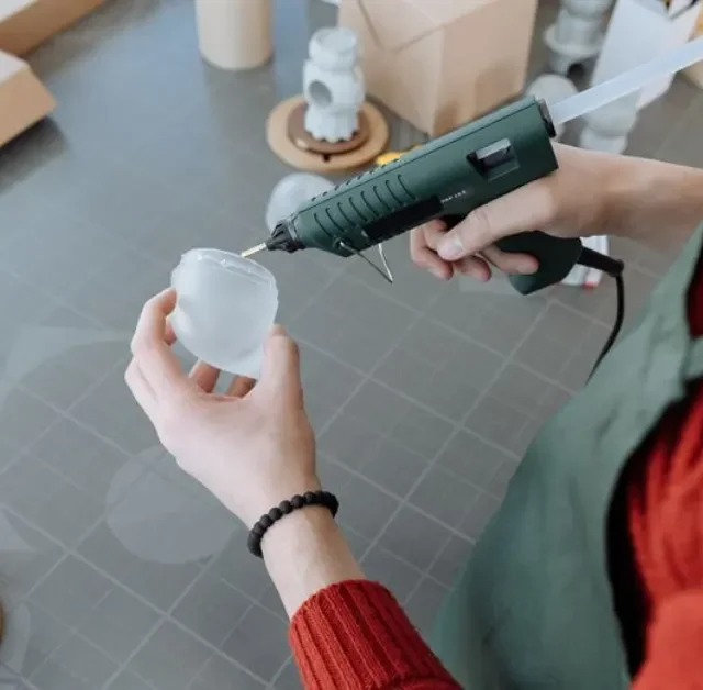 Unlock the Power of Hot Melt Adhesives with Super Bond