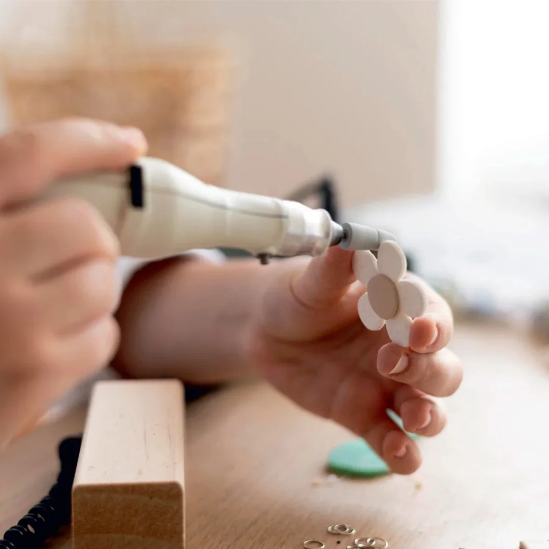 HMPSA Adhesive being applied